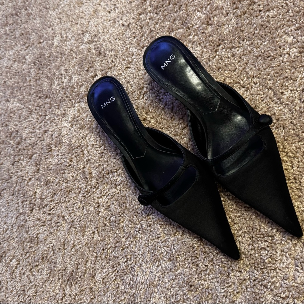 Mango Black Women's Pointed Mules